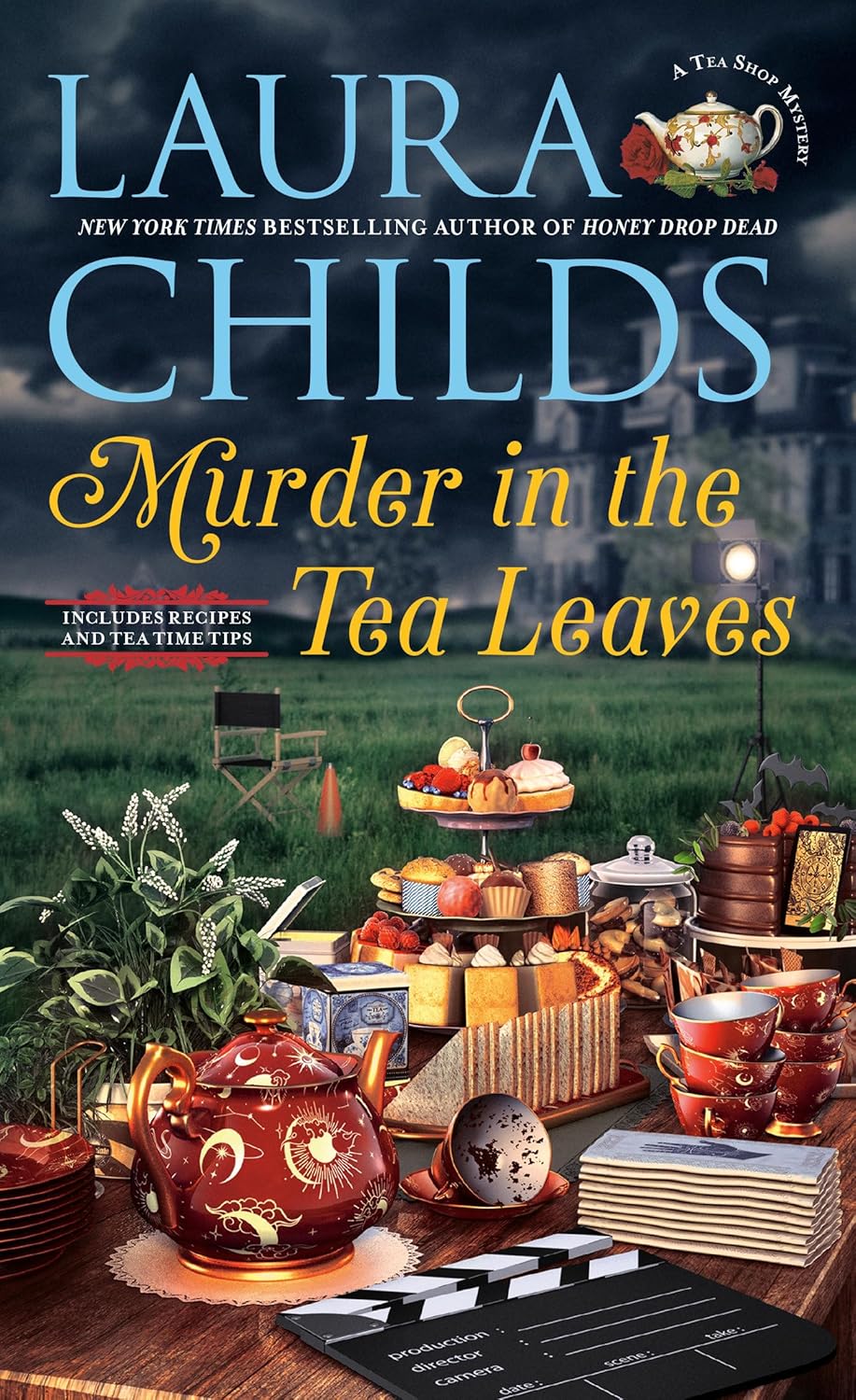 Murder in the Tea Leaves: A Tea Shop Mystery, by Laura Childs